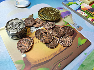 Монеты из Делюкс-издания