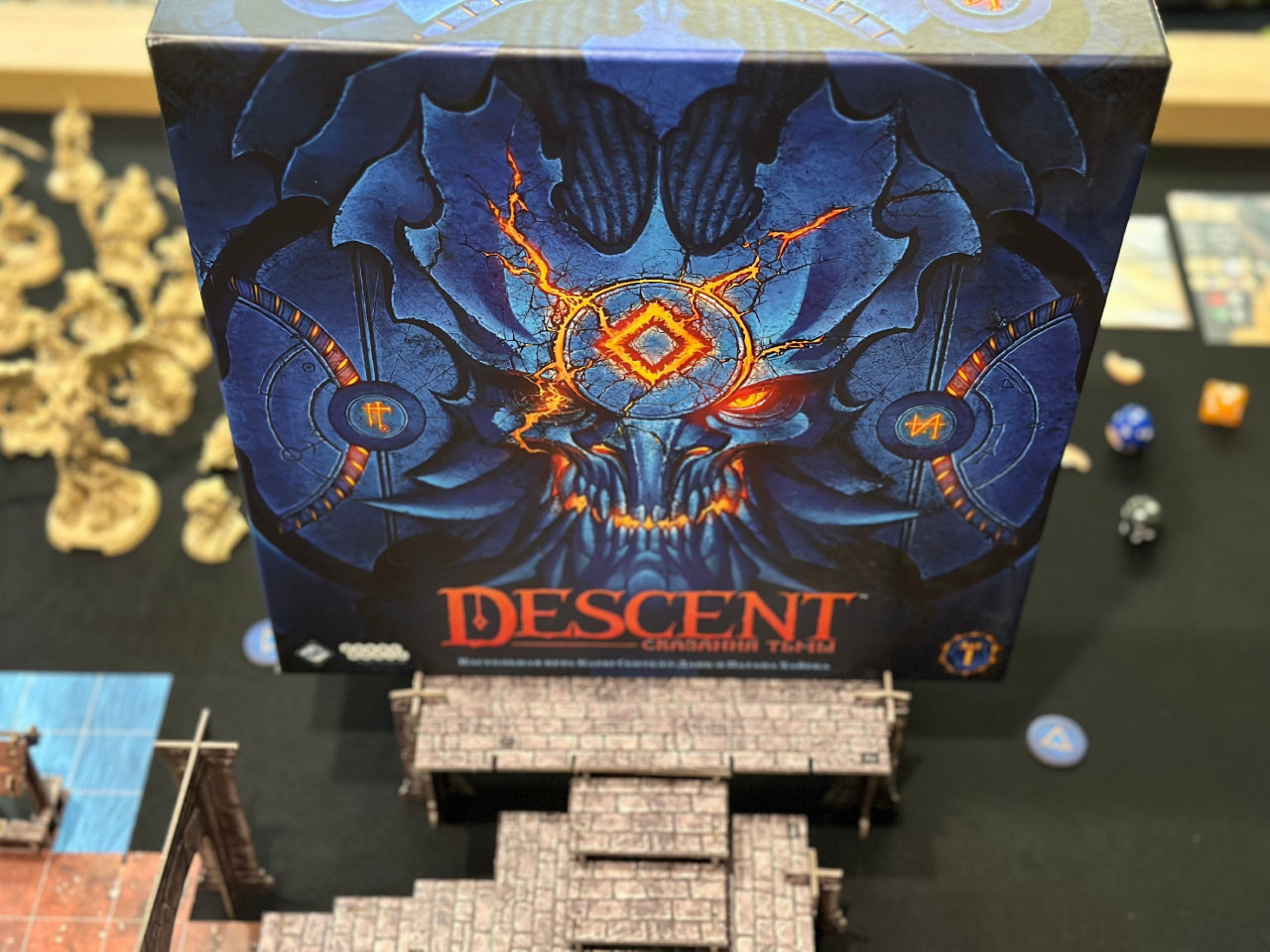 Descent: Сказания Тьмы на арене за столом XL